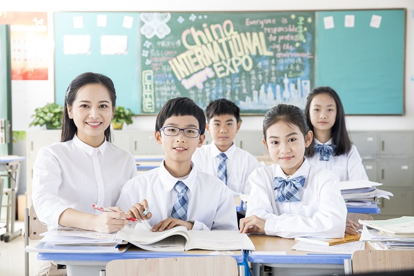六年级英语孩子英语差，杨建教育有英语一对一辅导吗？