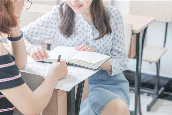 领军补习学校的优势在哪里？西安市的高中生怎么选？