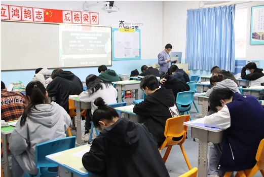 广东省教育厅通知2021高考生至少一次核酸检测，高三住宿生封闭式管理