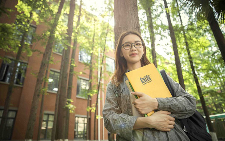 2021年高考生如何得知有没有被大学录取?大学的录取通知书为什么重要?